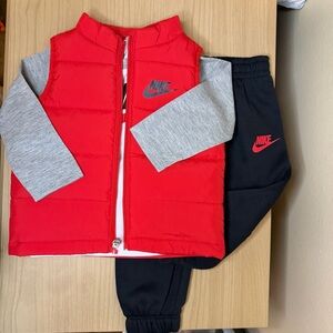 NWOT Nike 3-Piece Set Shirt/Joggers/Vest (Red/Black/White) 9-12 months Baby Boy